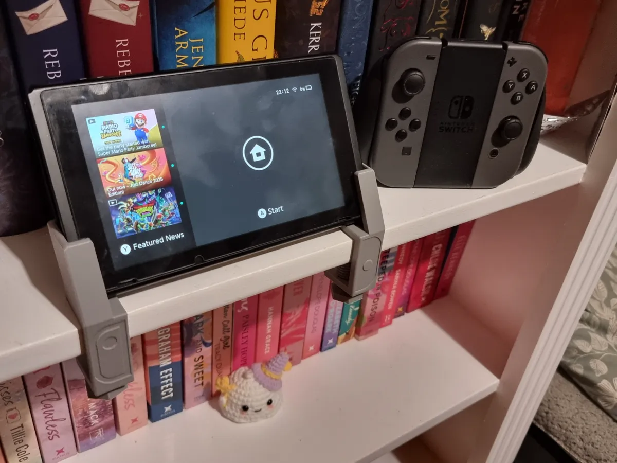 Nintendo Switch and Phone Clamp Mount, photo 2 of 4 - Nintendo Switch and Phone Clamp Mount Mobile & Device Accessories