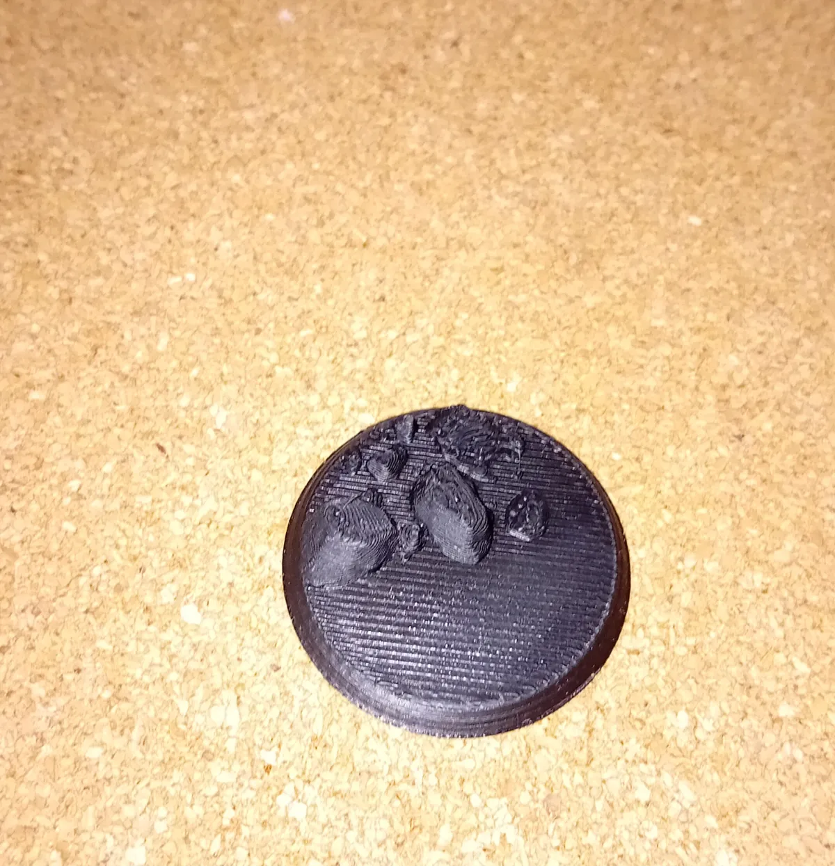 32 mm group of rocks miniature base, photo 2 of 2 - 32 mm group of rocks miniature base Board Games & Tabletop