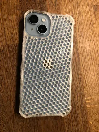 iPhone 14 Honeycomb Case, photo 3 of 4 - iPhone 14 Honeycomb Case Tools