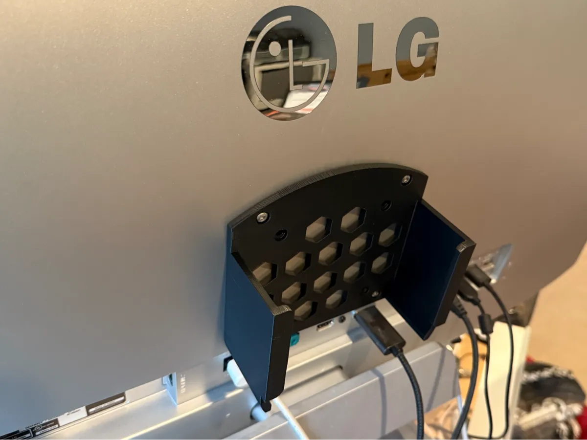 Mac M4 Mini VESA Mount - 75mm or 100mm