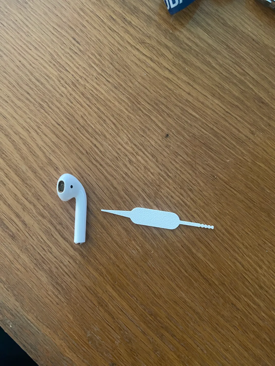 Easy Airpods Cleaner, photo 3 of 3 - Easy Airpods Cleaner Tools