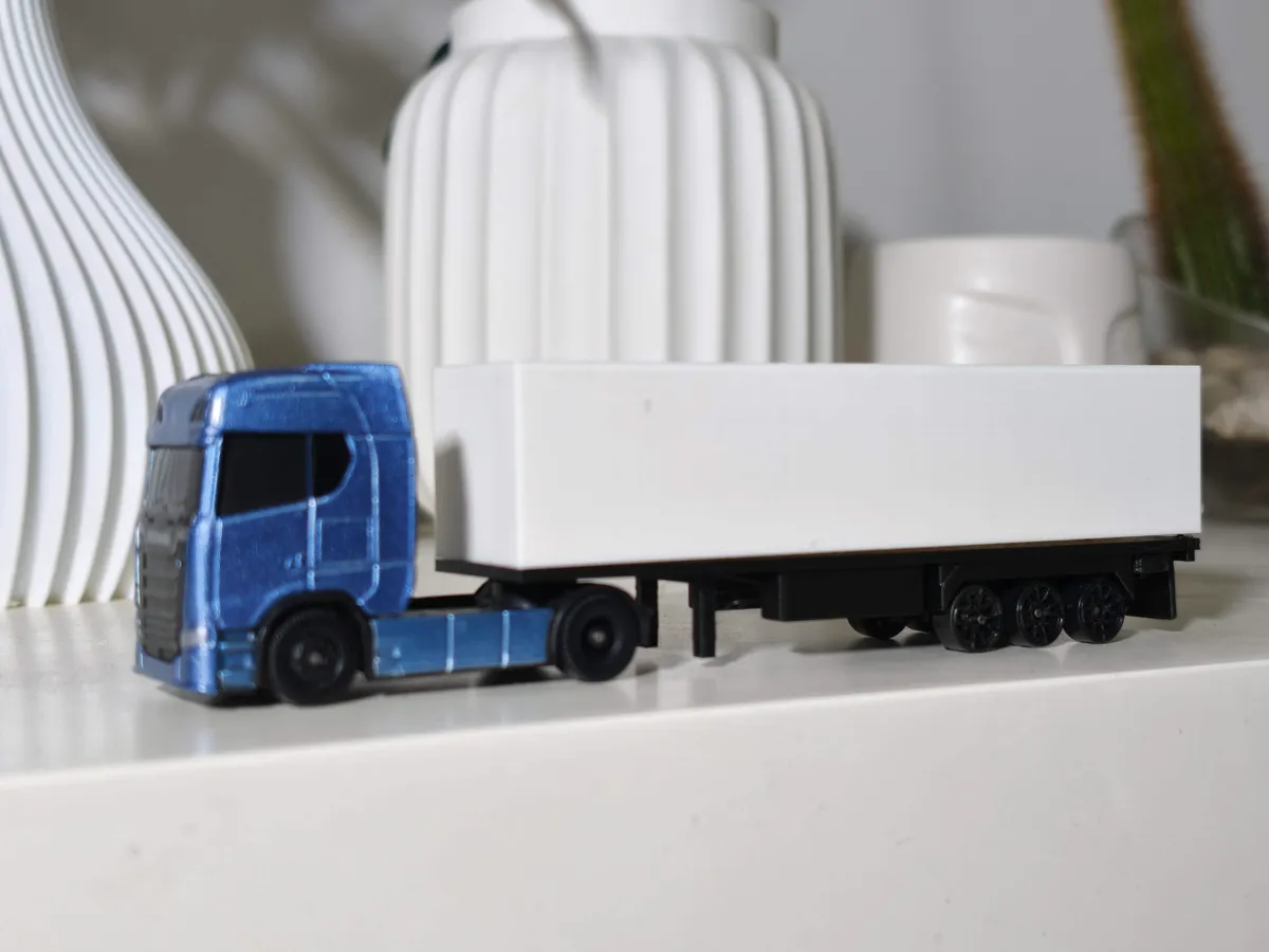 1:64 Box semi trailer for trucks