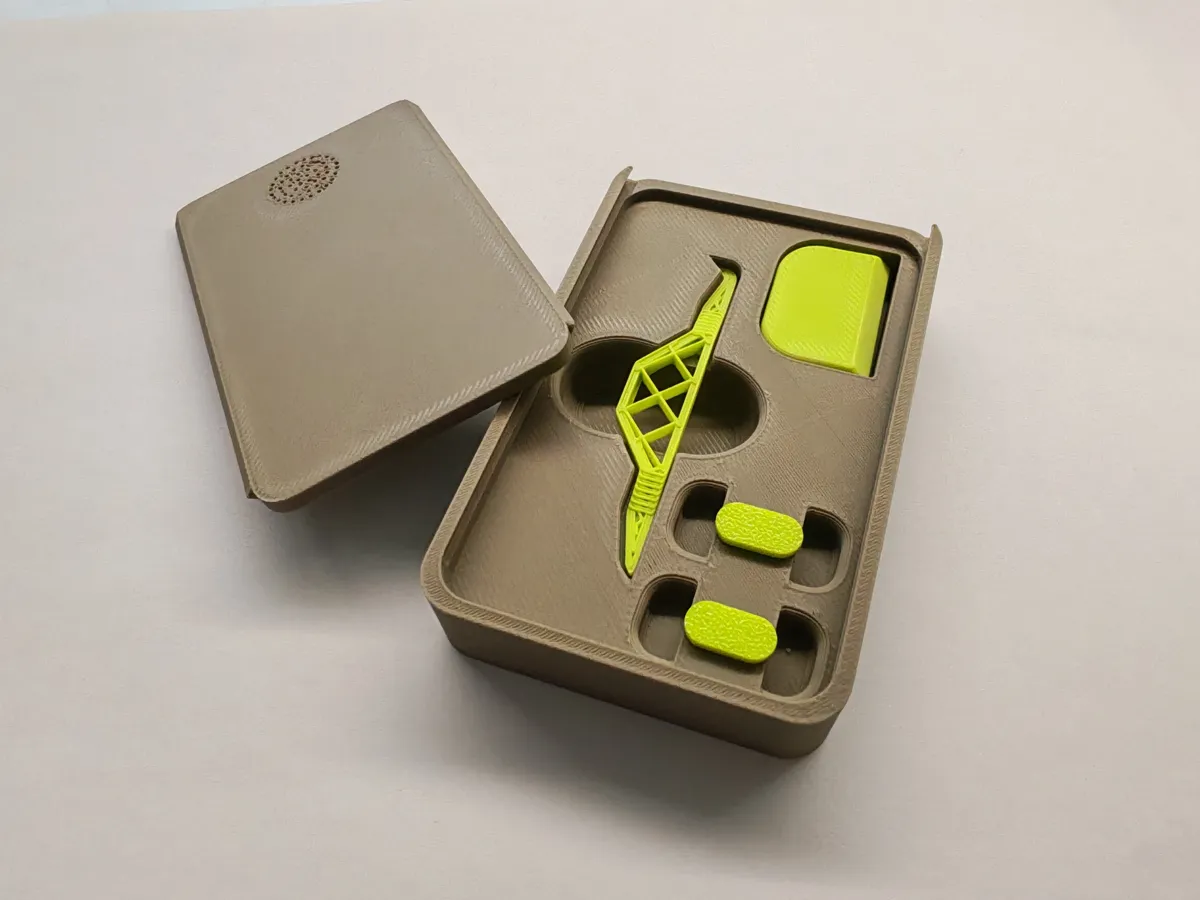 phone charger port cleaning tool, photo 4 of 4 - phone charger port cleaning tool Tools & Workshop