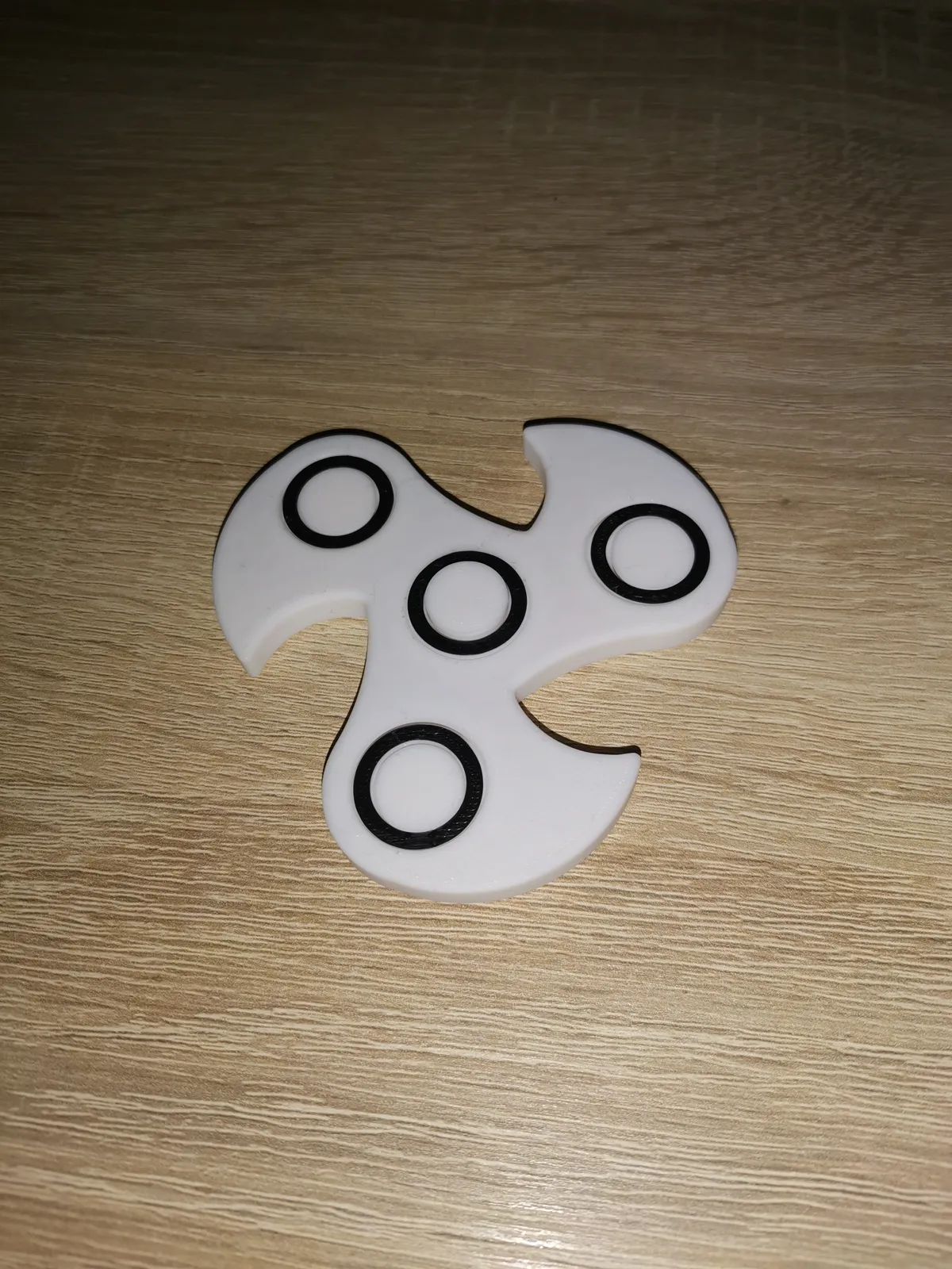 Multicolor fidget spinner with bearings - Hand Spinners, in stock in India