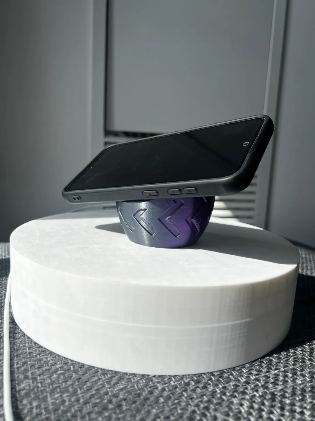 MagSafe Charger Stand, photo 2 of 3 - MagSafe Charger Stand Mobile & Device Accessories