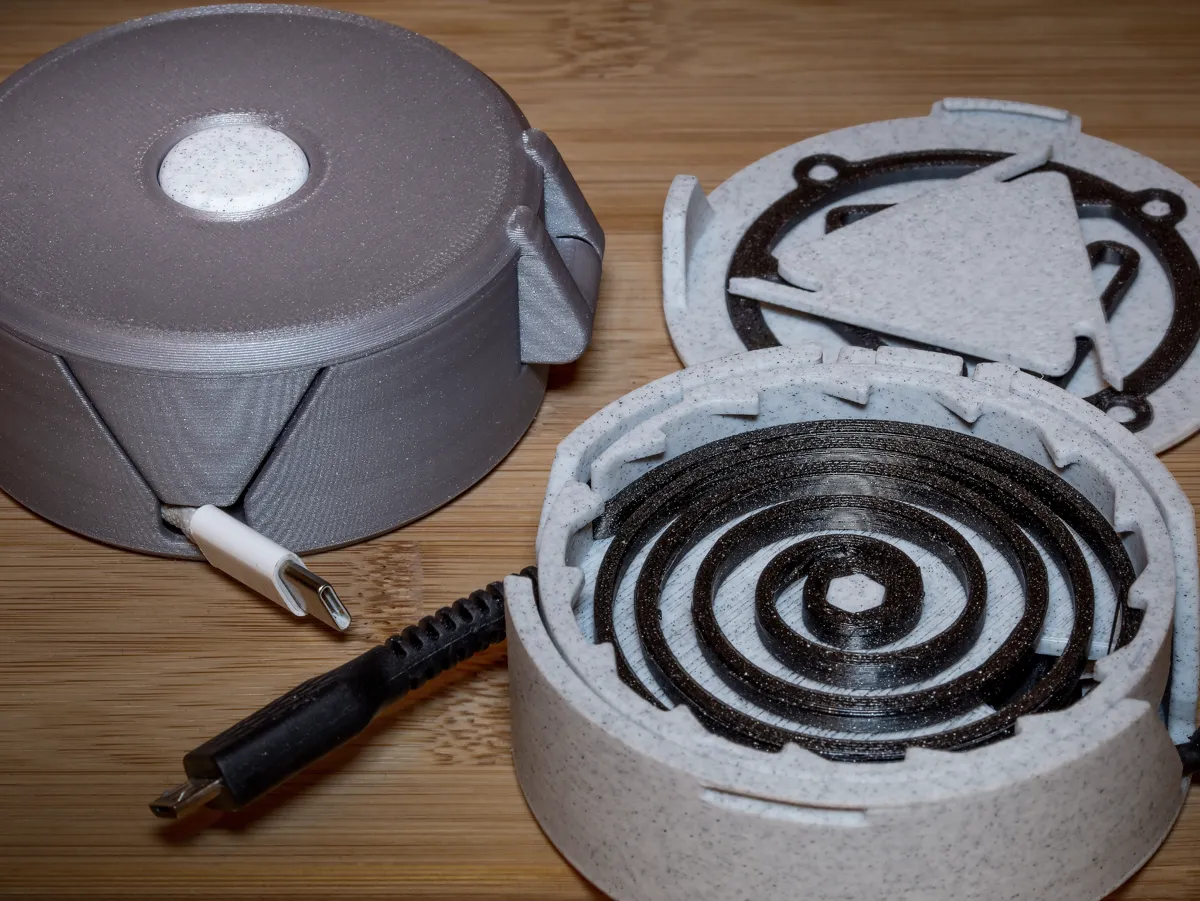 Retractable Cable Organizer - With Stop