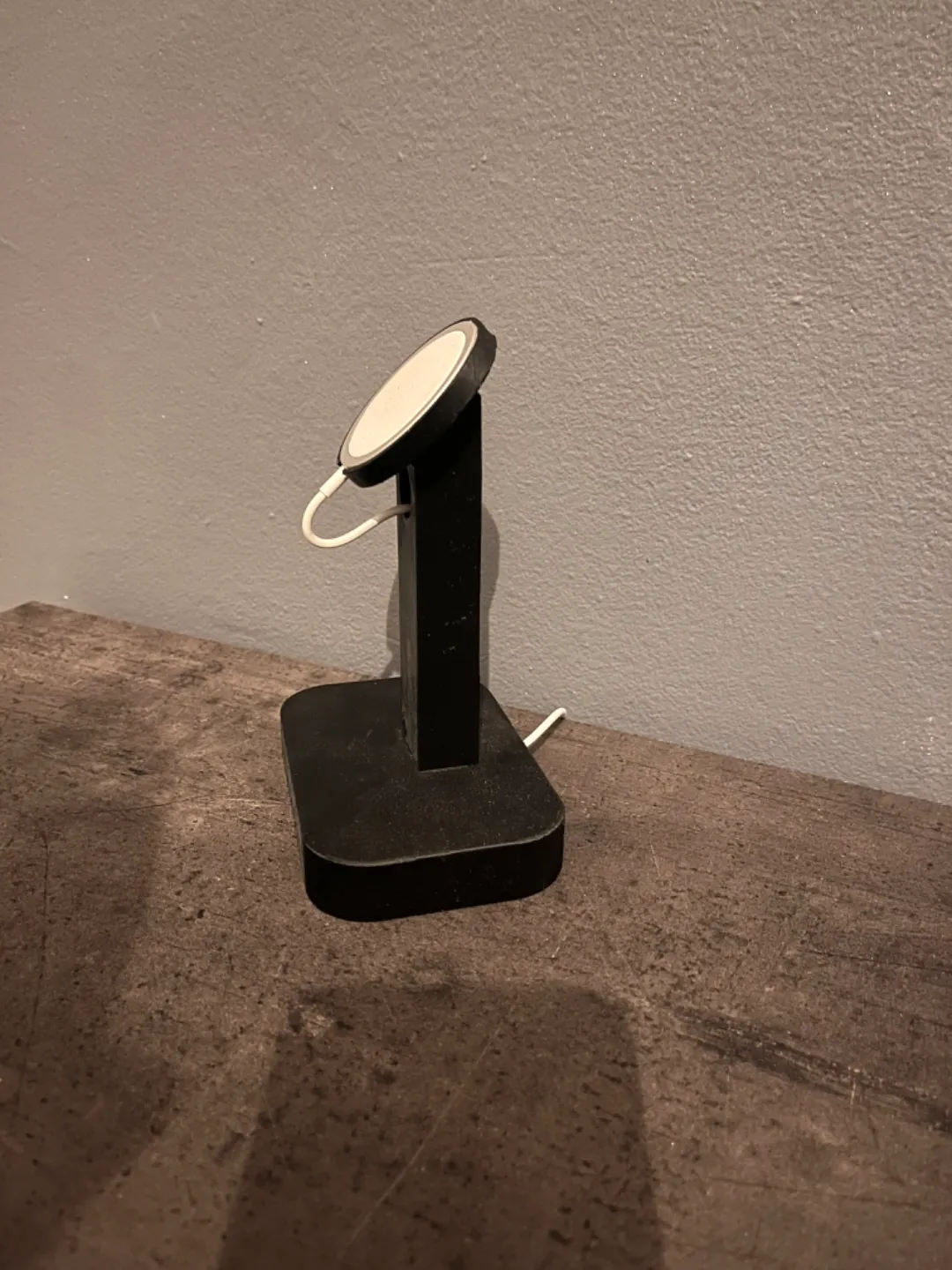 MagSafe Charger, photo 3 of 4 - MagSafe Charger Mobile & Device Accessories
