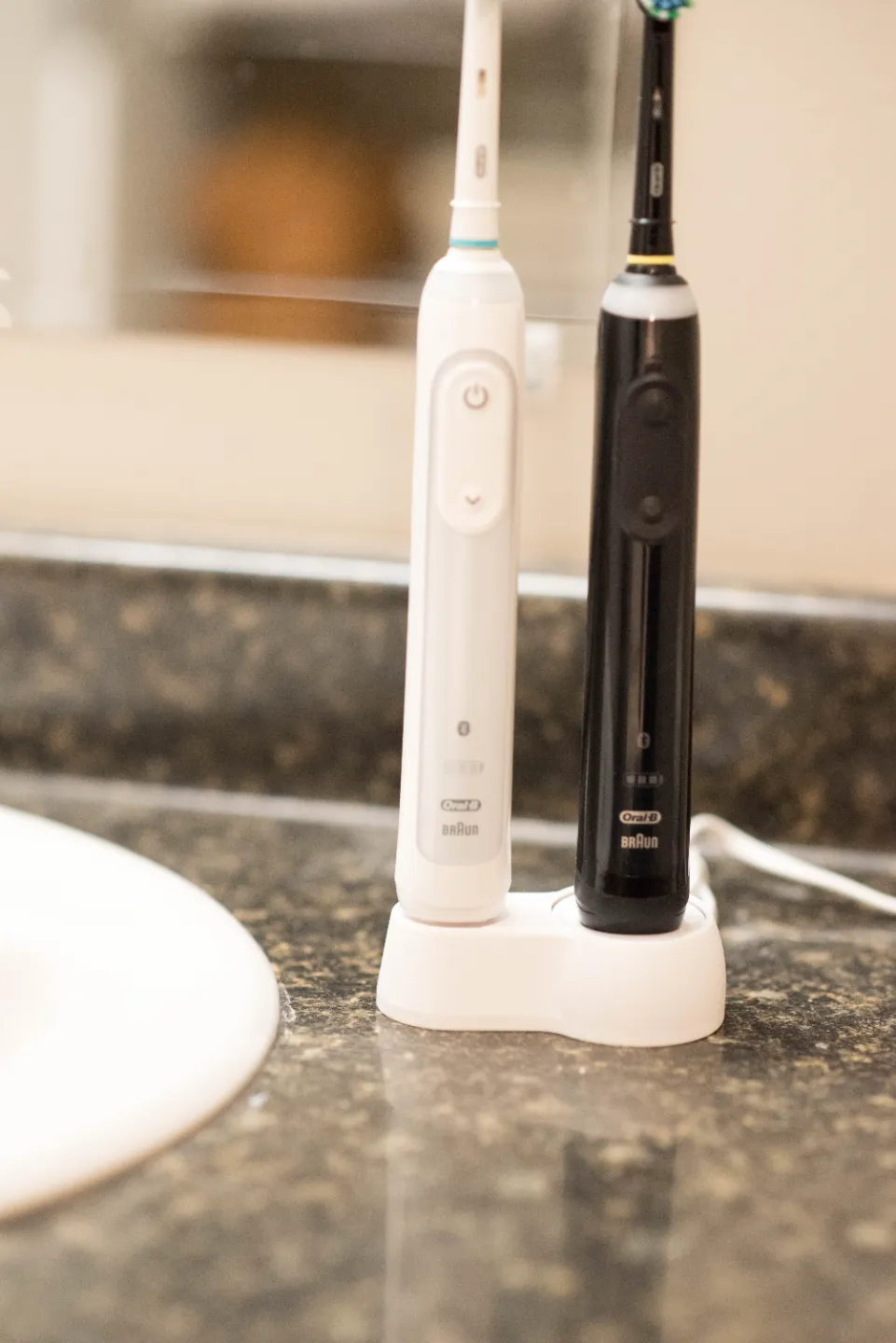 Tandem Oral-B Toothbrush Holder, photo 2 of 4 - Tandem Oral-B Toothbrush Holder Household