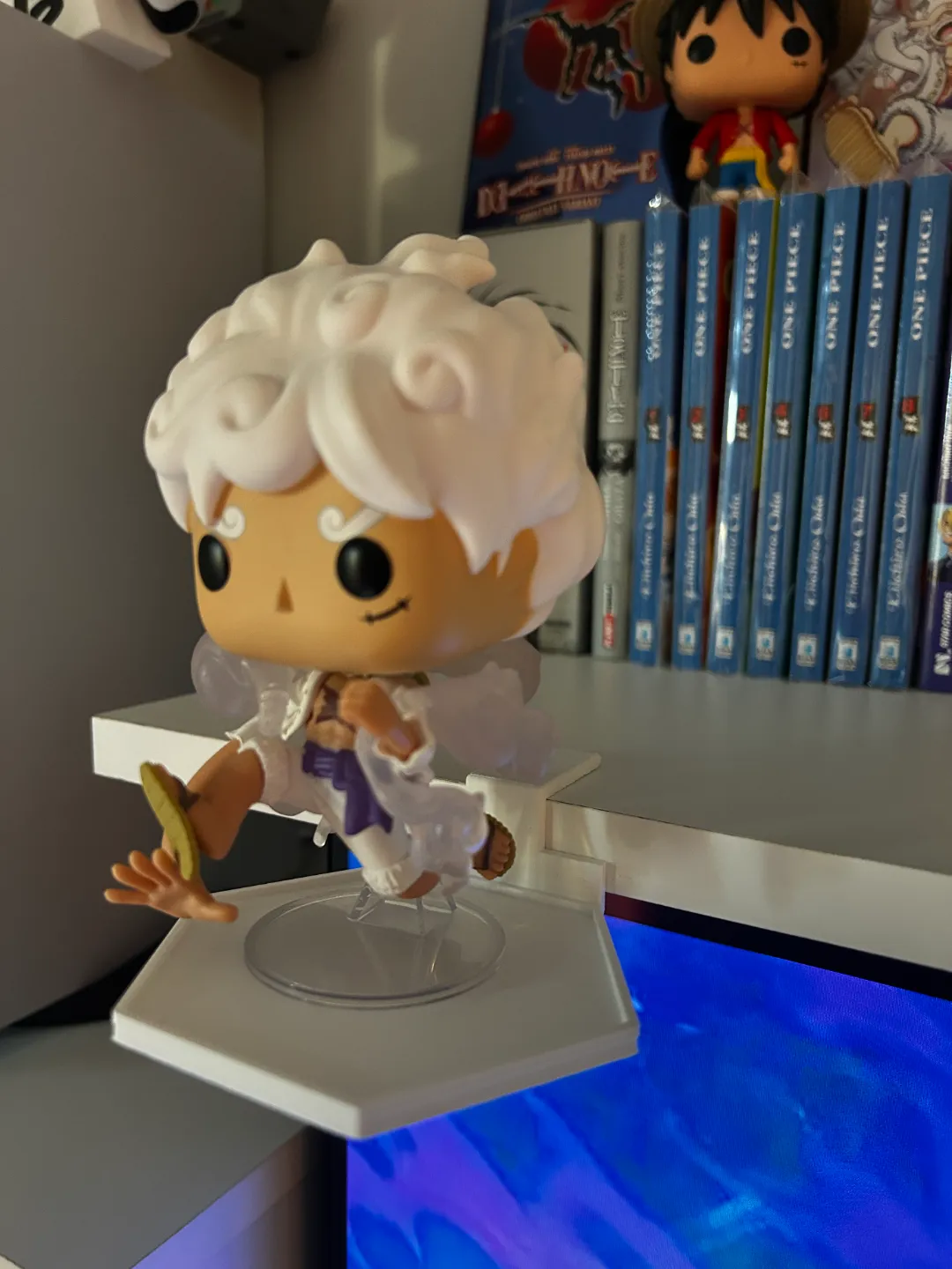 Stand Funko/action figure for shelf, photo 3 of 4 - Stand Funko/action figure for shelf Household