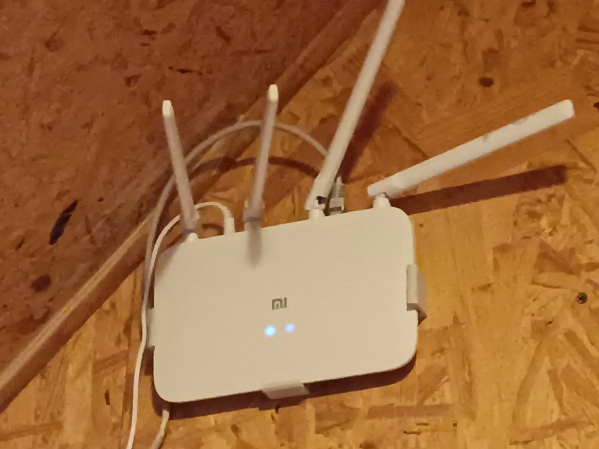 Xiaomi Mi Router 4A Wall Mount