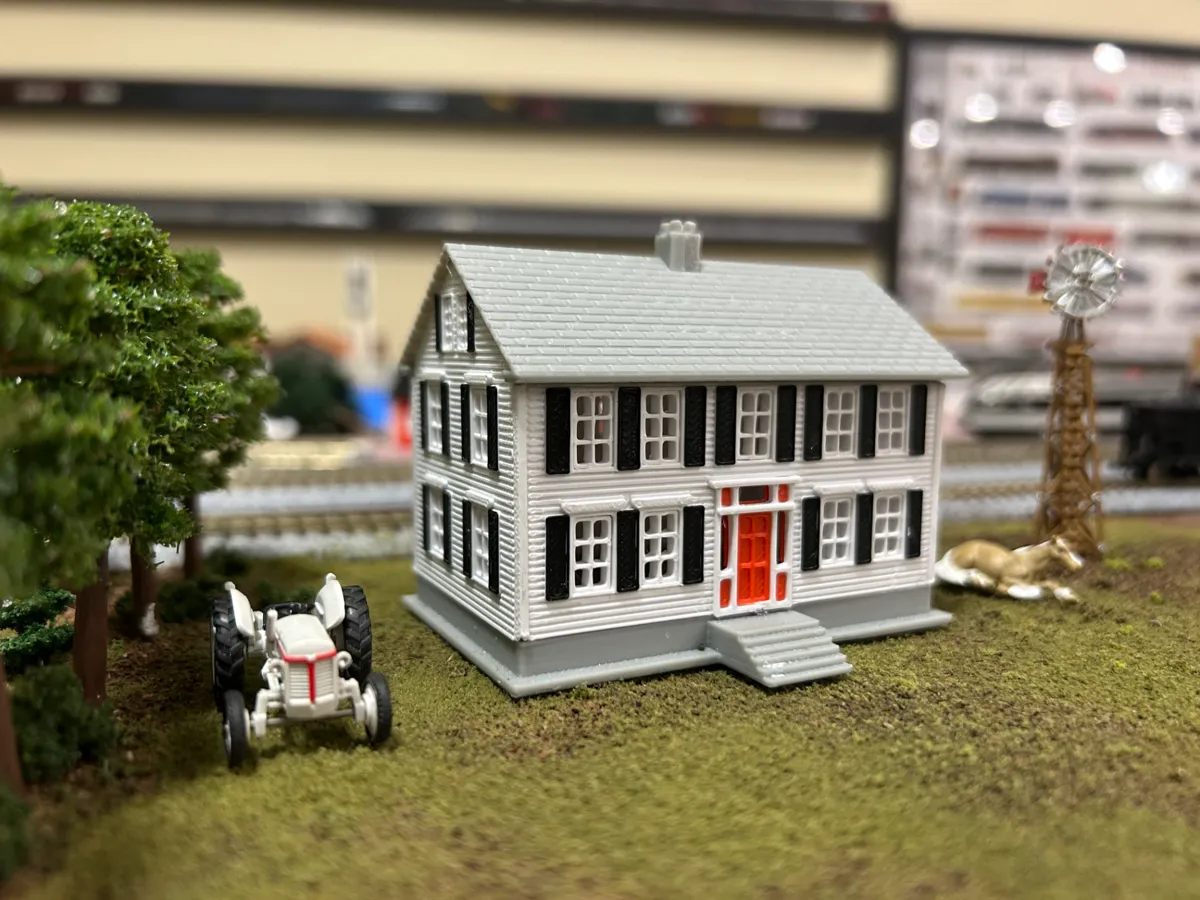 N Scale Colonial Style House