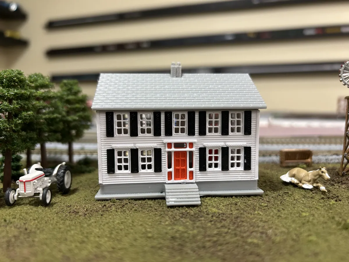 N Scale Colonial Style House, photo 3 of 4 - N Scale Colonial Style House Models, RC & Drones