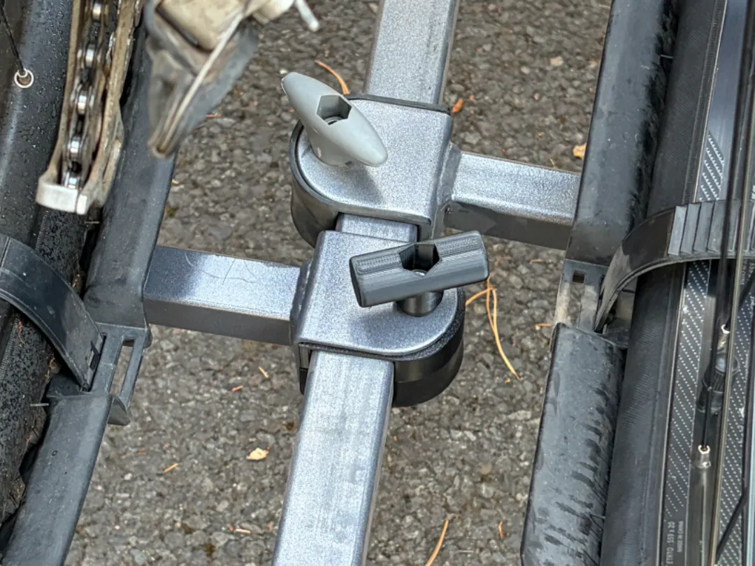 Yakima Four Timer Tray Hitch Bike Rack bracket - Sport & Outdoors, in stock in India