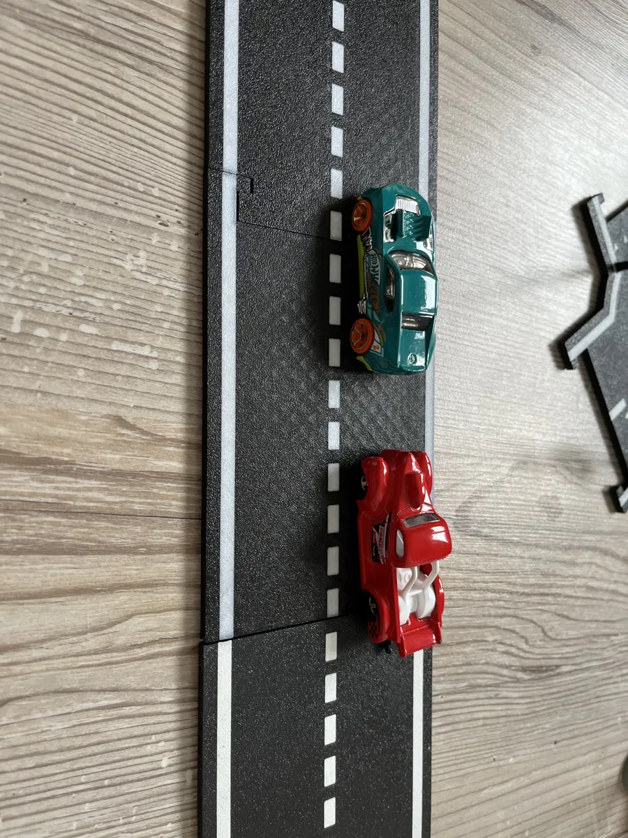 Ultimate Toy Car Roads - Straight Road, photo 4 of 4 - Ultimate Toy Car Roads - Straight Road Kids & Baby