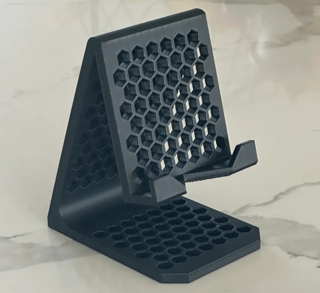 Simple Minimalist Phone Stand