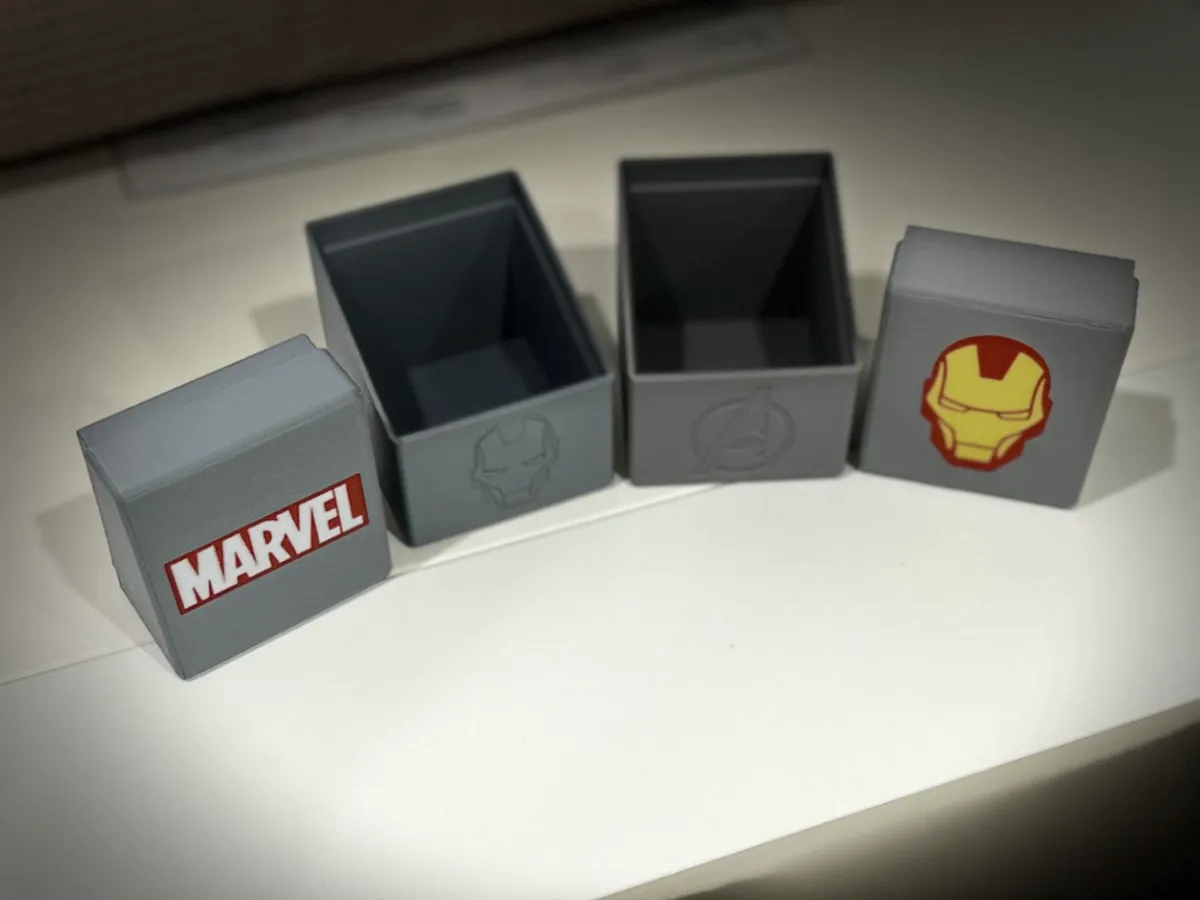MtG EDH Iron Man Marvel Deckbox 125+ Cards - Board Games, in stock in India