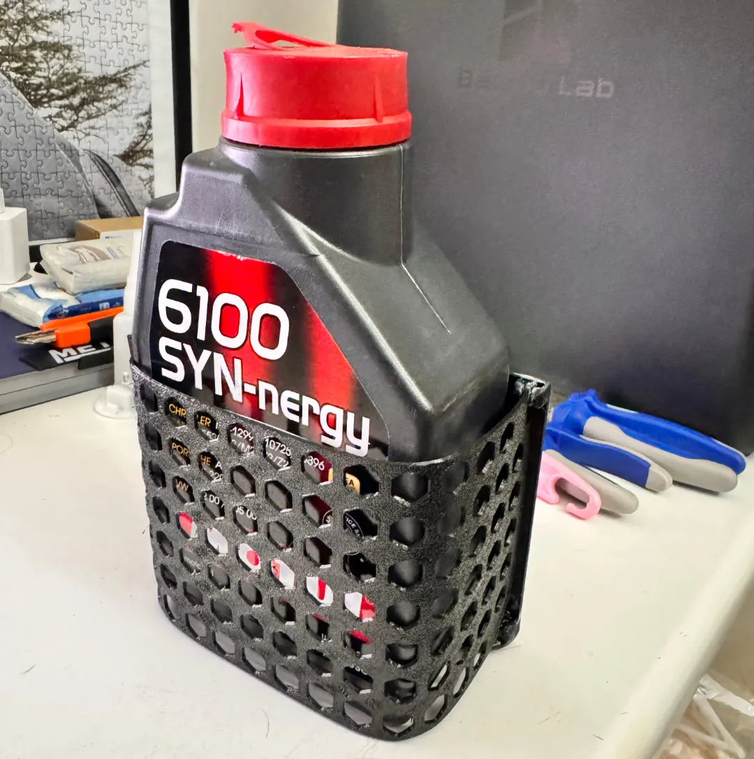 Tasca trasporto olio per auto - Vehicles, in stock in India