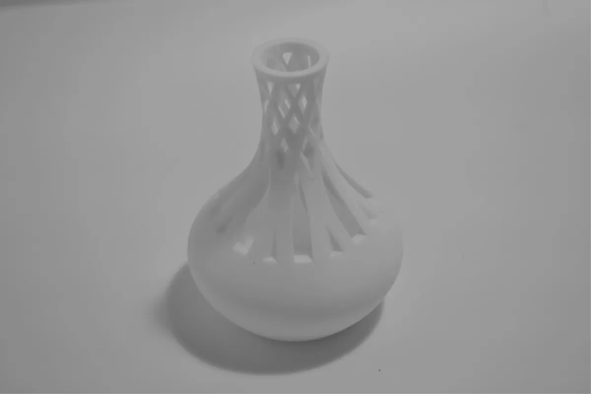 Modern Vase - Modern & Minimalist Vases, in stock in India