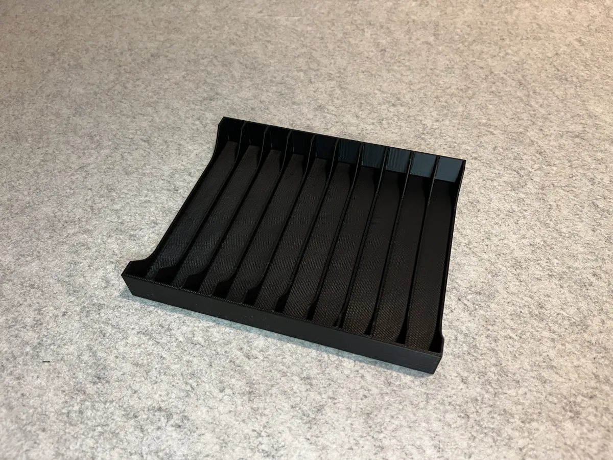 Simple stand holder for games or DVD, photo 4 of 4 - Simple stand holder for games or DVD Storage & Organisation