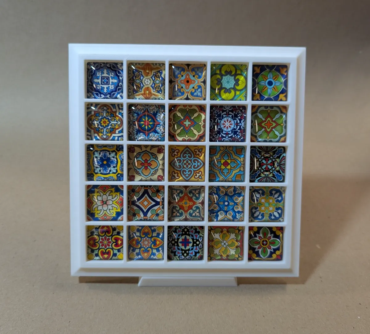 Photos, Tiles, Trading cards, photo 3 of 4 - Photos, Tiles, Trading cards Household