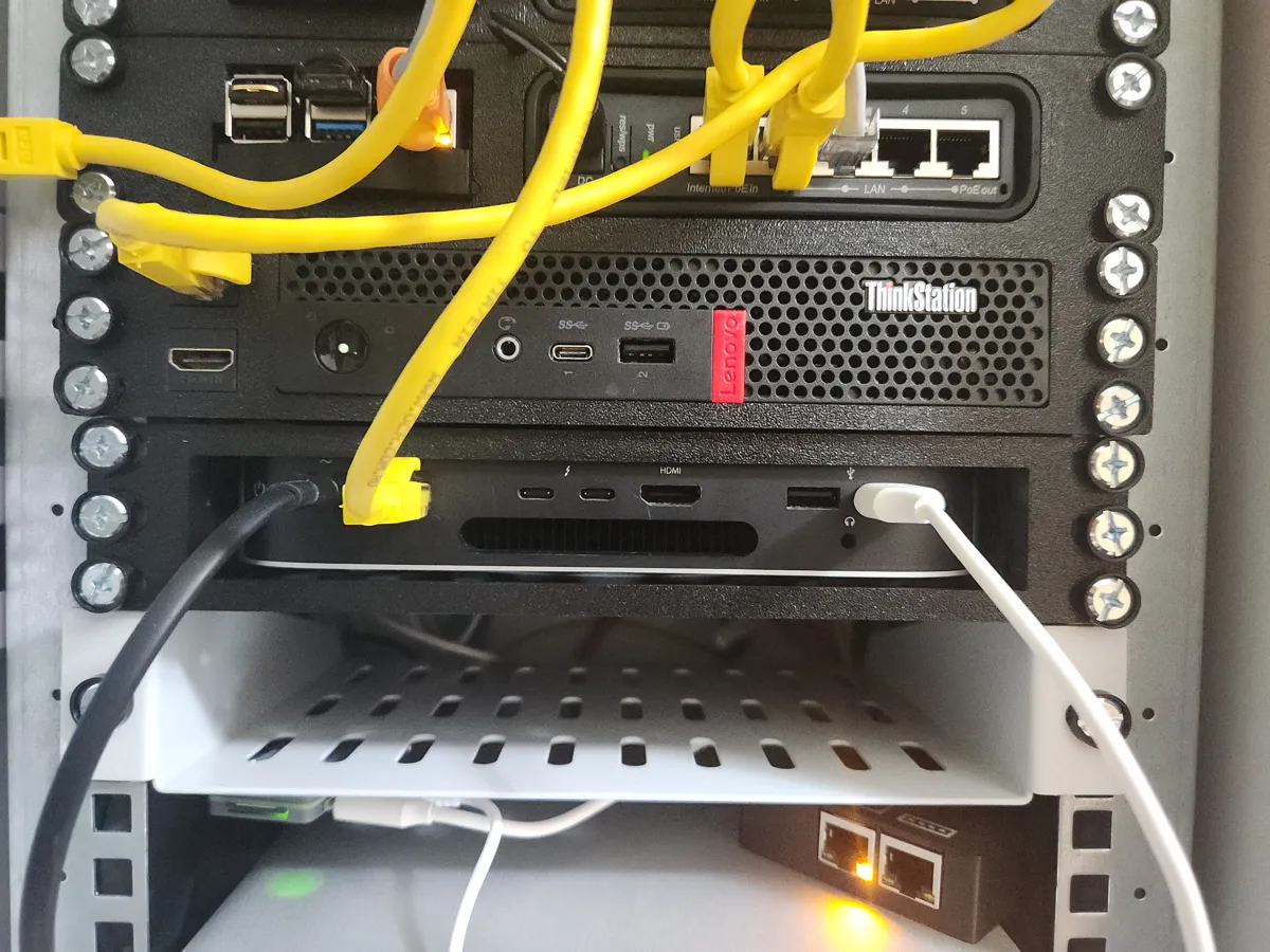 Mac Mini 10 Inch Rack Mount, photo 3 of 3 - Mac Mini 10 Inch Rack Mount Mobile & Device Accessories