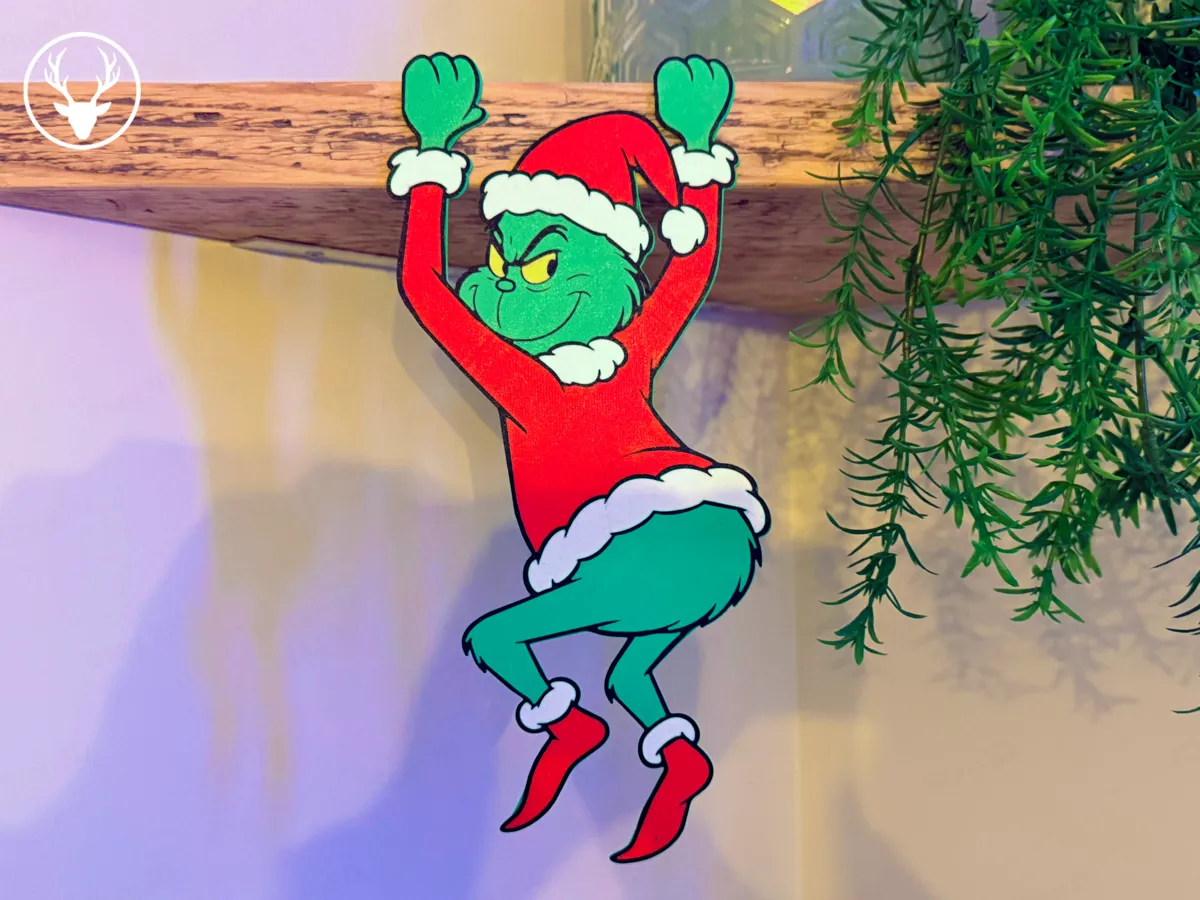 Grinch Shelf Decoration