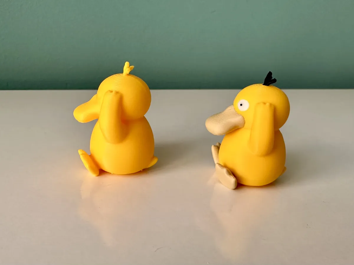 Mini Psyduck - Pokéball Fit Edition, photo 3 of 4 - Mini Psyduck - Pokéball Fit Edition Figurines & Collectibles