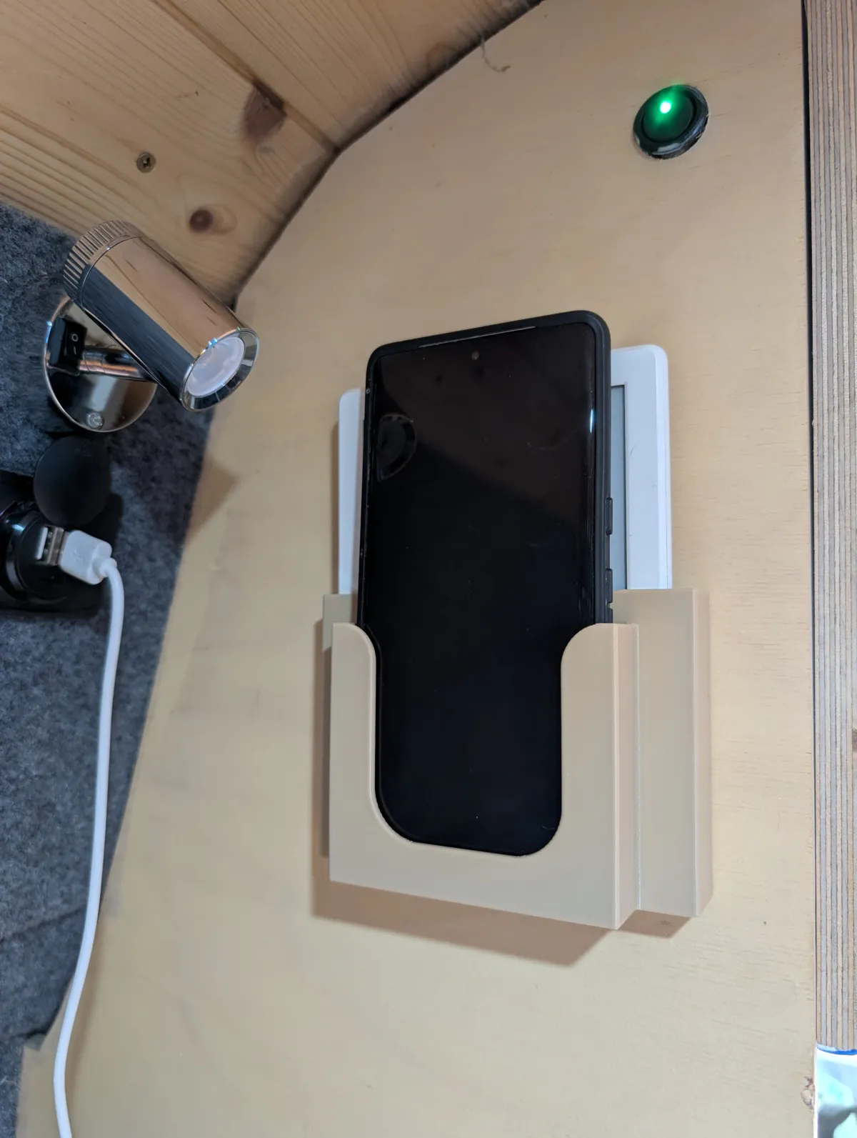 Wall holder for kindle and phone, photo 2 of 4 - Wall holder for kindle and phone Hobby & DIY