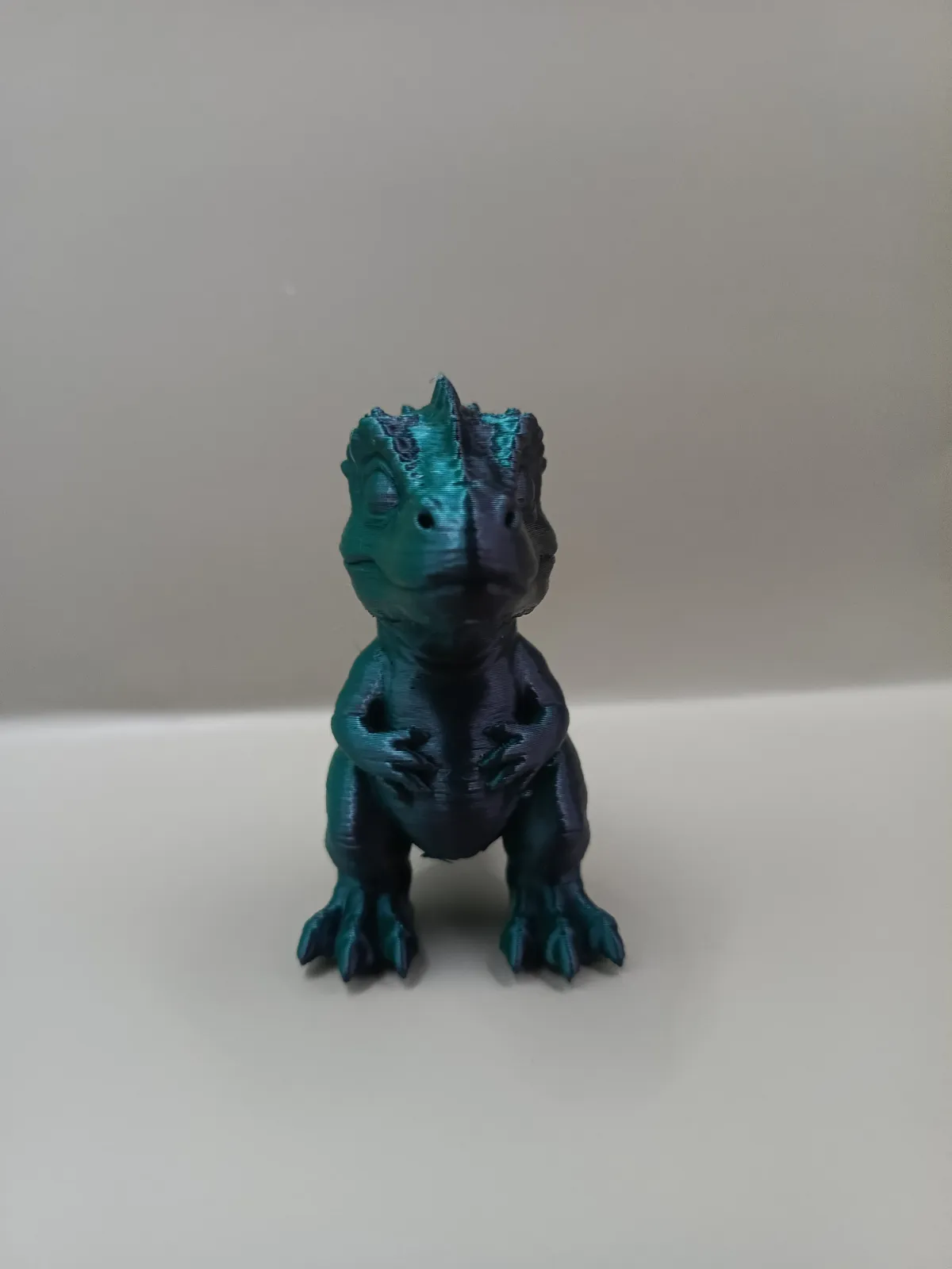 Giganotosaurus Figurine, photo 3 of 4 - Giganotosaurus Figurine Art