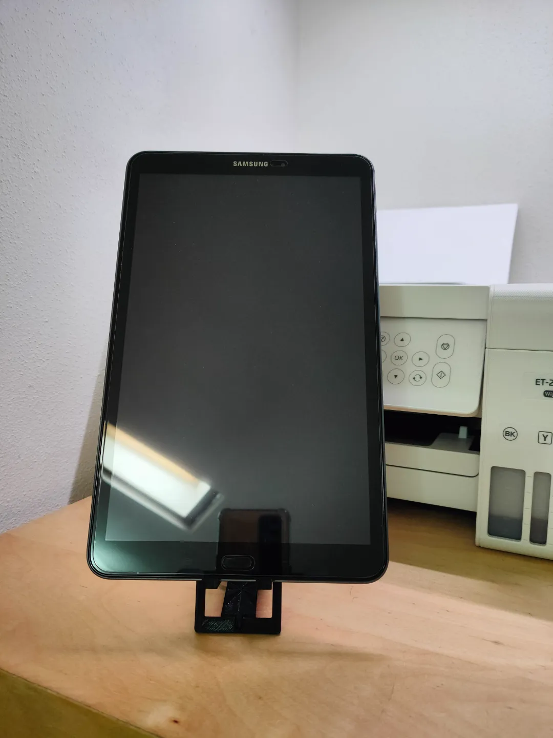 Card-Style Folding Phone Holder, photo 4 of 4 - Card-Style Folding Phone Holder Tools