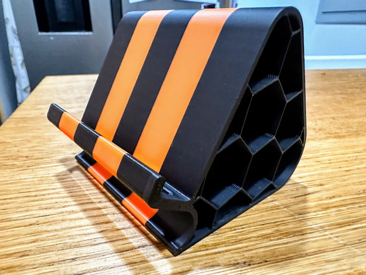 Compact Audio Phone Holder, photo 2 of 4 - Compact Audio Phone Holder Household