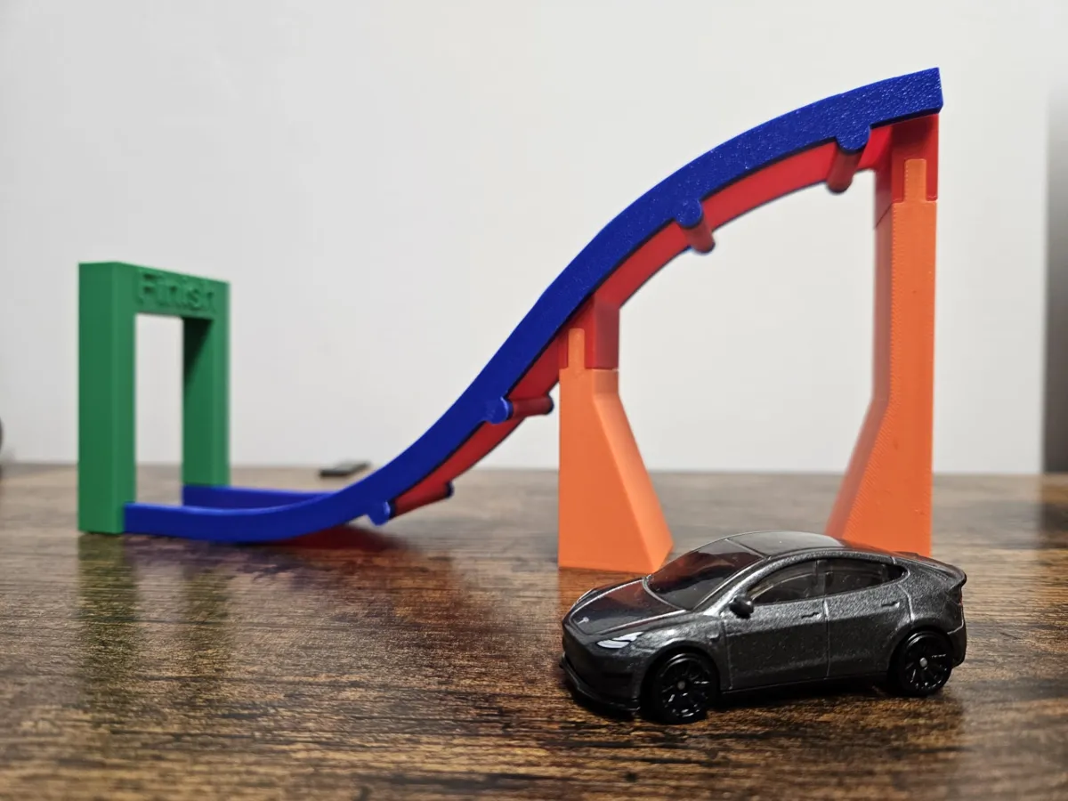 Multi part Toy car ramp V1, photo 2 of 4 - Multi part Toy car ramp V1 Toys & Games