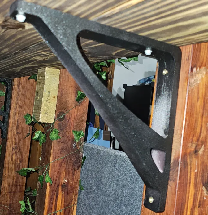Shelf Bracket