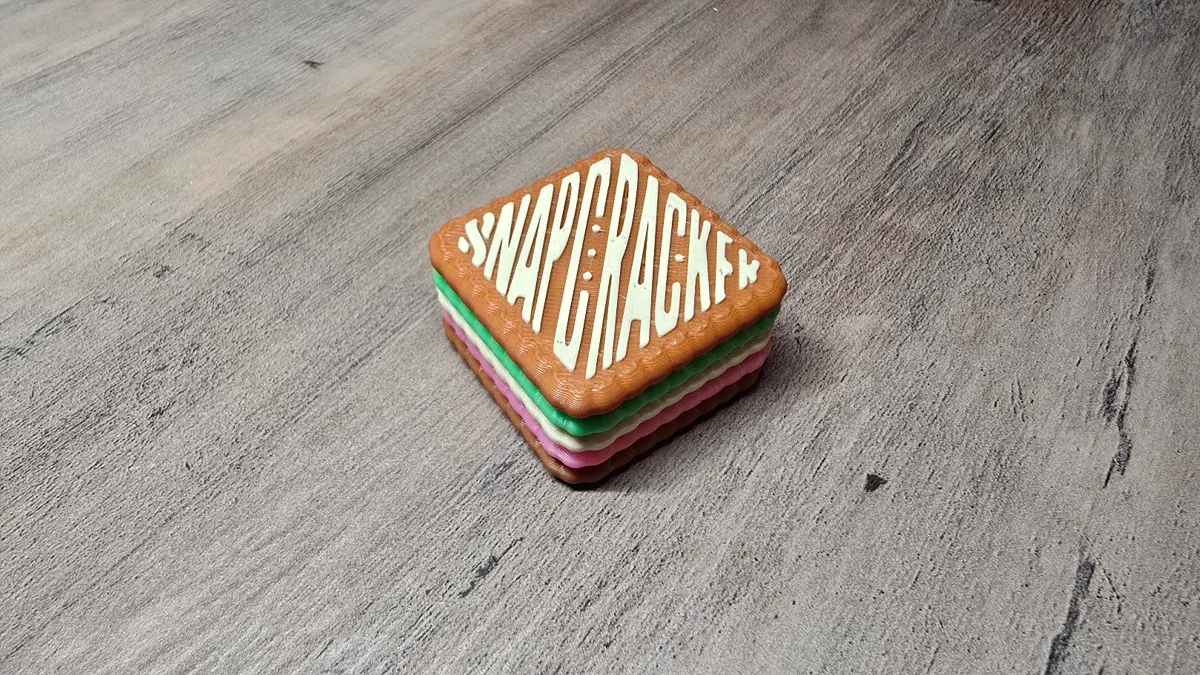Snapcracker Satisfying Click Sound pocket fidget, photo 2 of 4 - Snapcracker Satisfying Click Sound pocket fidget Toys & Games