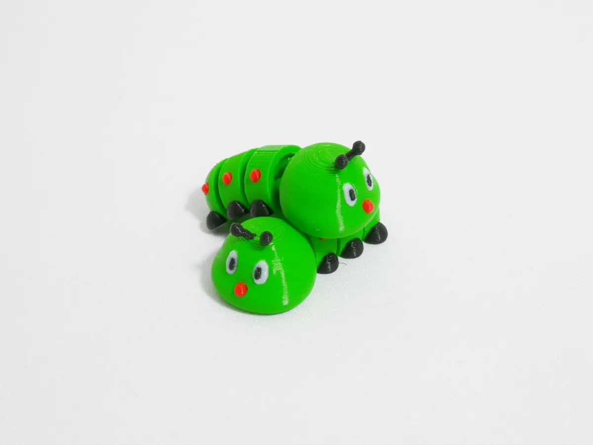 Articulated Pocket Pets, Chubby Caterpillar, photo 2 of 4 - Articulated Pocket Pets, Chubby Caterpillar Toys & Games
