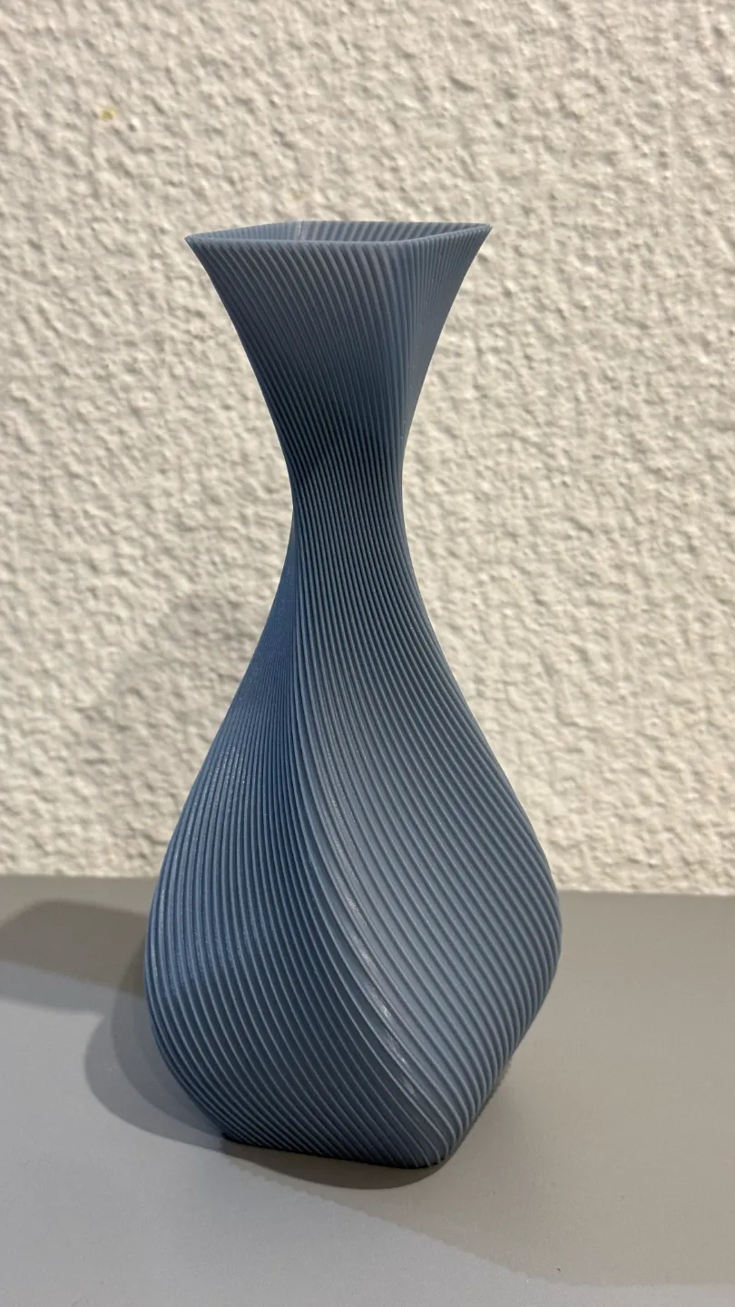 Spiral vase, photo 3 of 4 - Spiral vase Home Decor Items