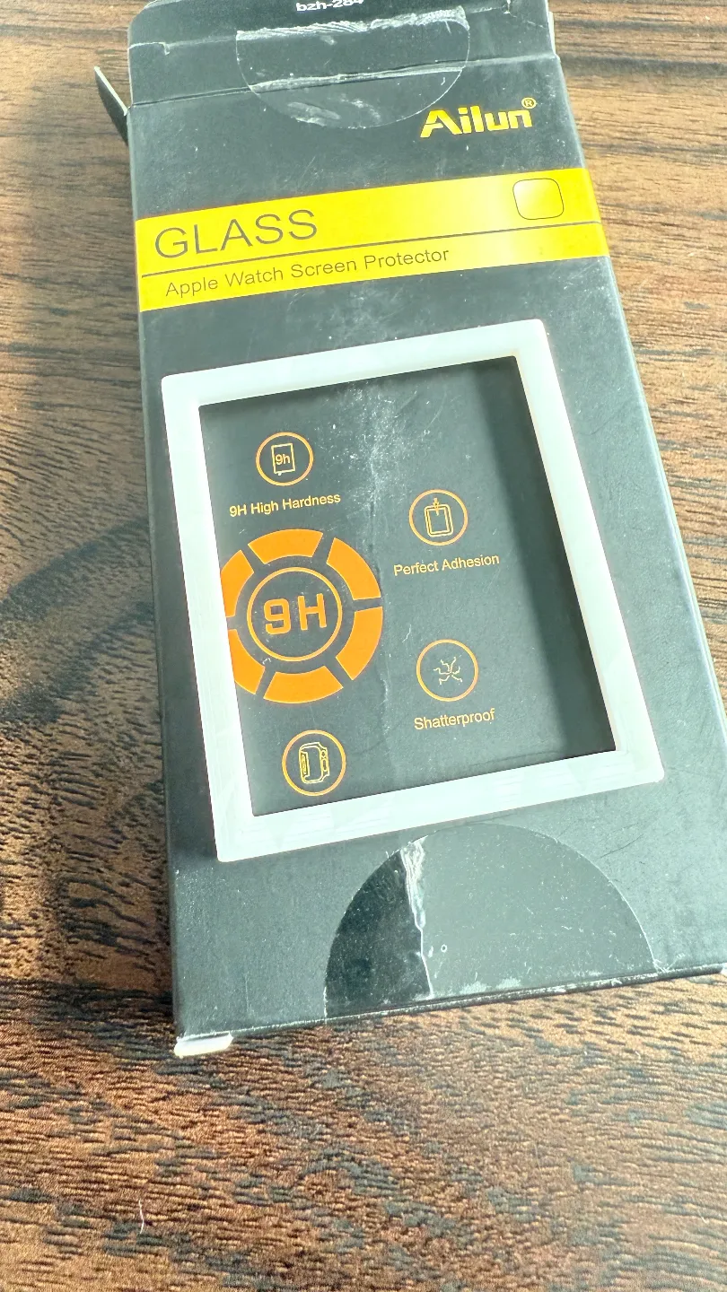 Apple Watch Ultra 2 Screen Protector Aligner, photo 3 of 4 - Apple Watch Ultra 2 Screen Protector Aligner Tools