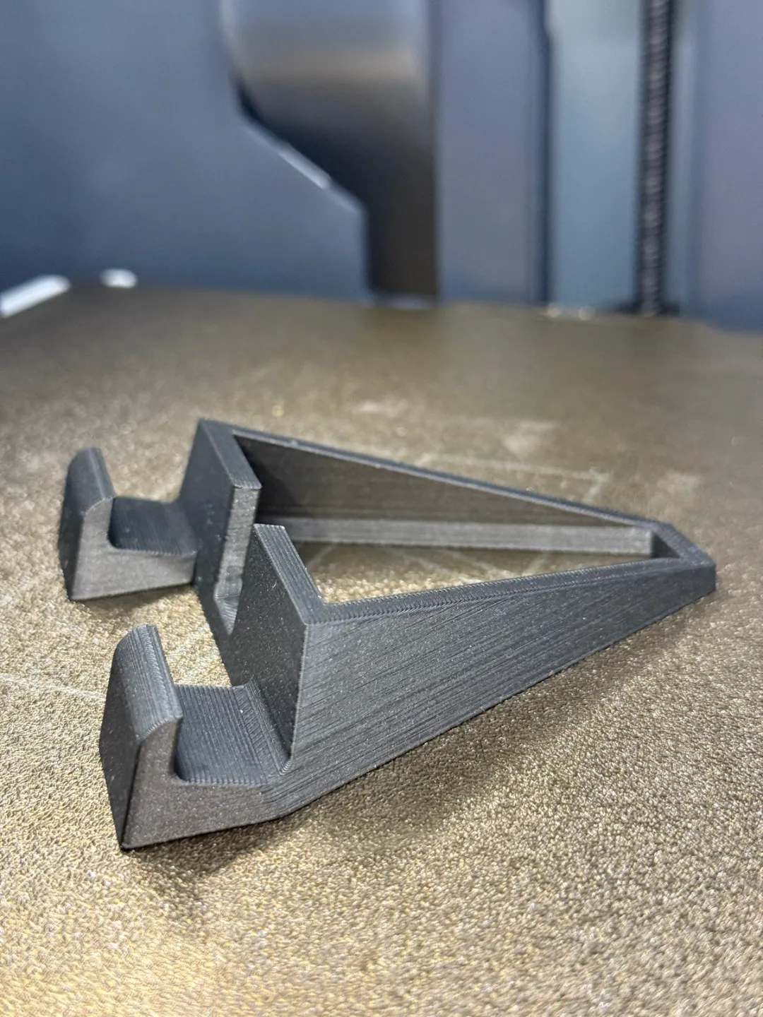 Dual Angle iPhone Stand Holder, photo 3 of 4 - Dual Angle iPhone Stand Holder Tools