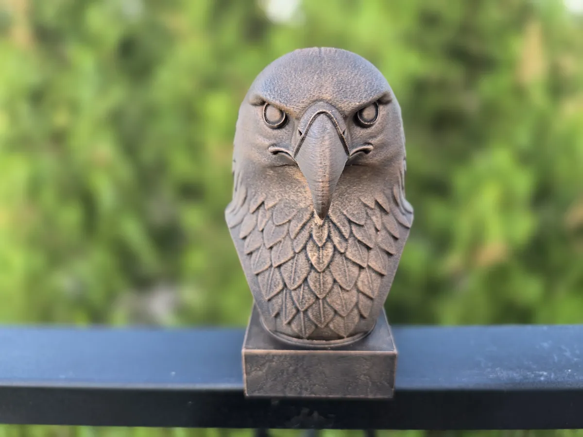 EAGLE BUST, photo 3 of 4 - EAGLE BUST Figurines & Collectibles