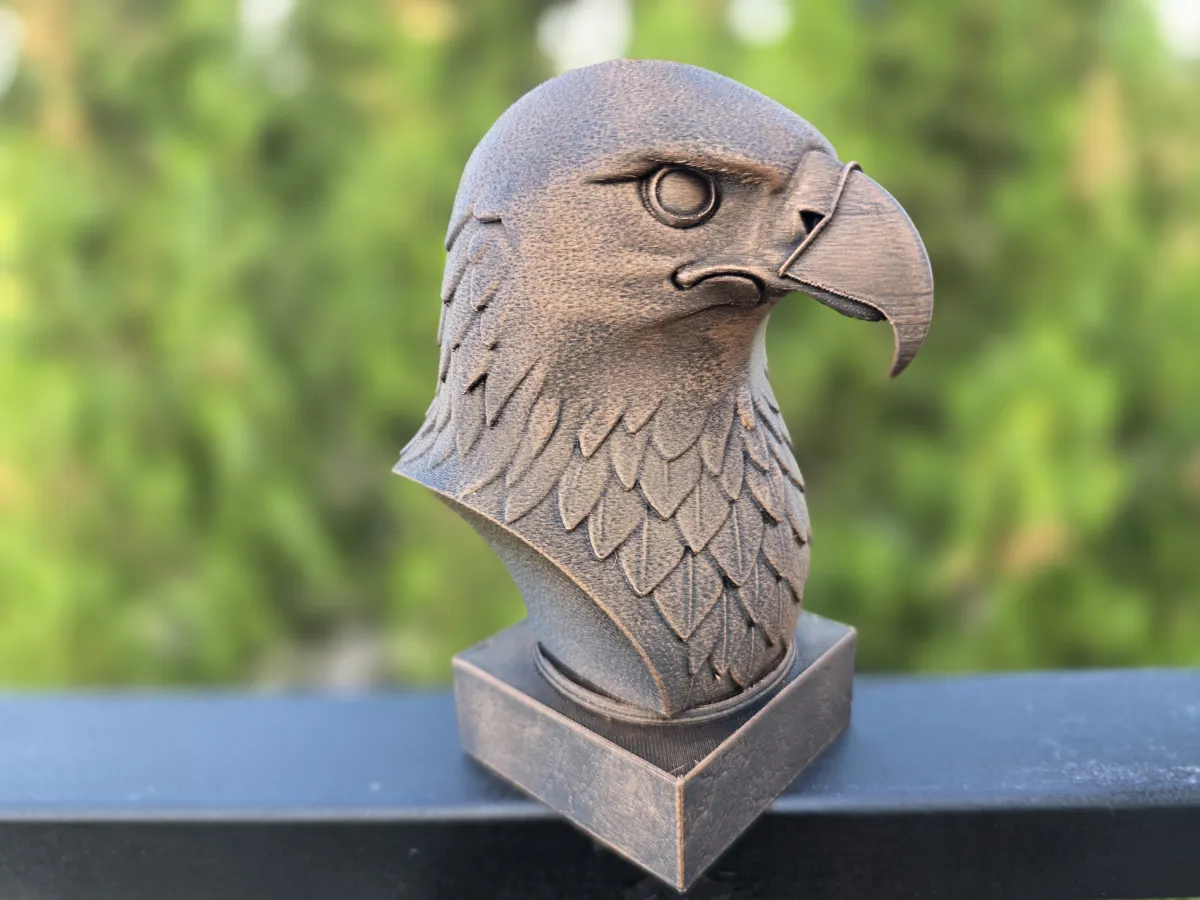 EAGLE BUST, photo 4 of 4 - EAGLE BUST Figurines & Collectibles