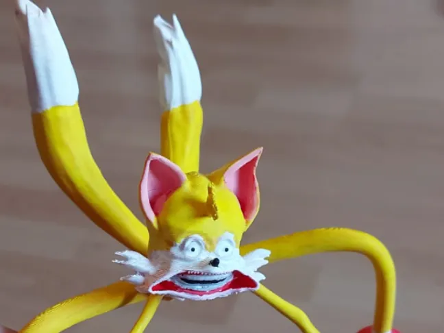 Shin Tails from Horror Skunx - Scary Tails