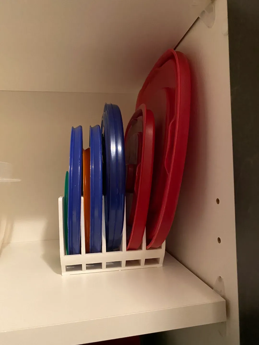 Tupperware Lid Holder