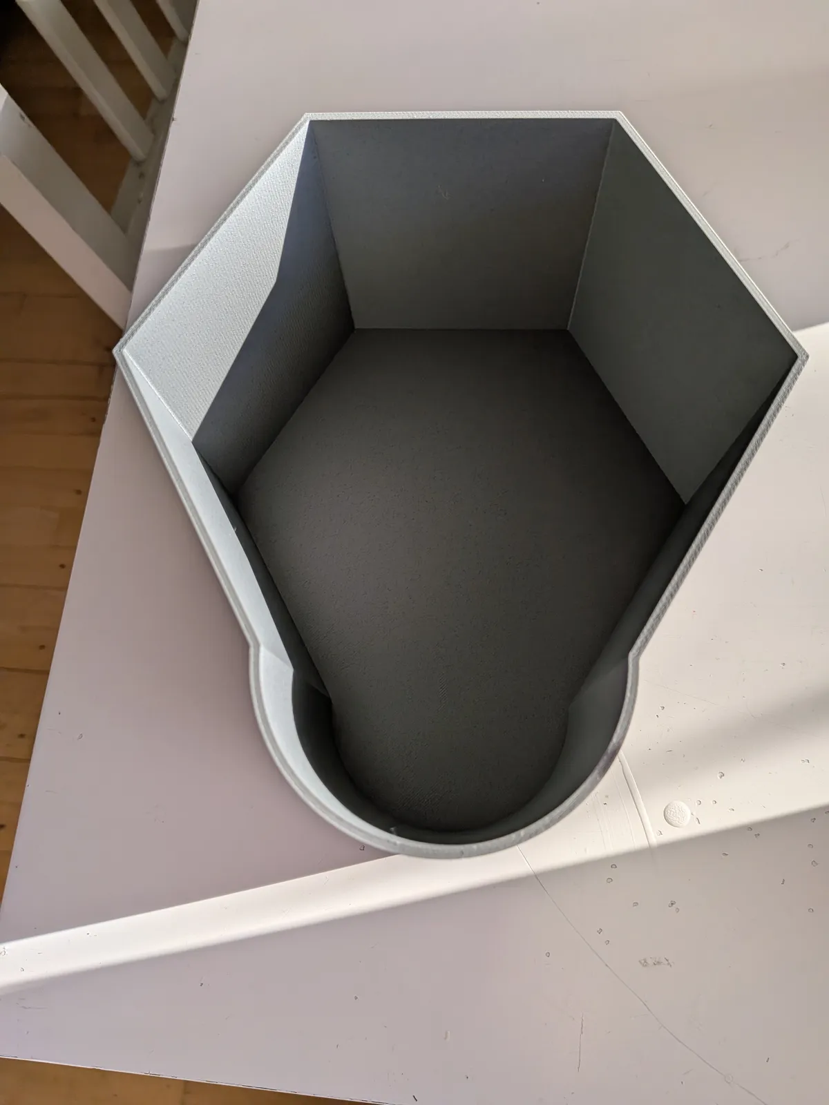 Modern Self-Watering Planter,Easy Access Reservoir, photo 4 of 4 - Modern Self-Watering Planter,Easy Access Reservoir Household