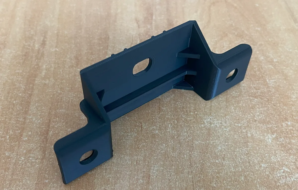 Kia carnival I bumper mounting bracket - Vehicles, in stock in India