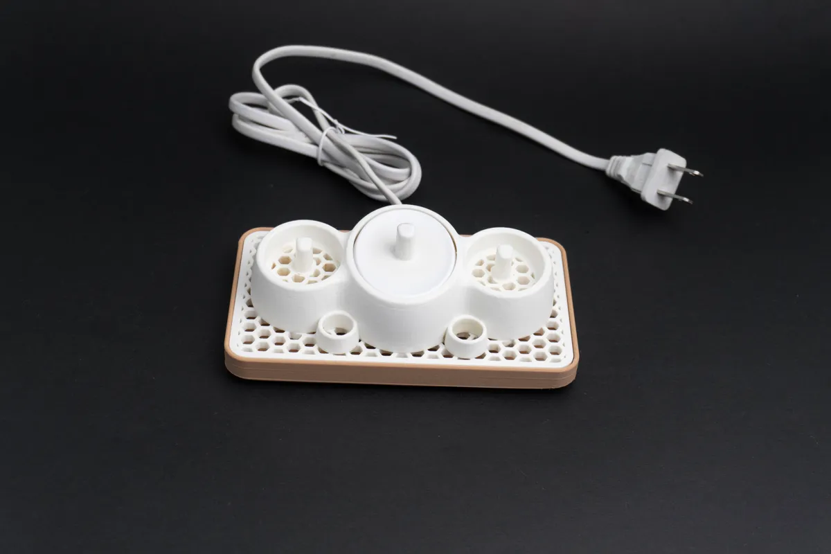 Oral-B Dual Toothbrush + Charger holder, photo 4 of 4 - Oral-B Dual Toothbrush + Charger holder Mobile & Device Accessories