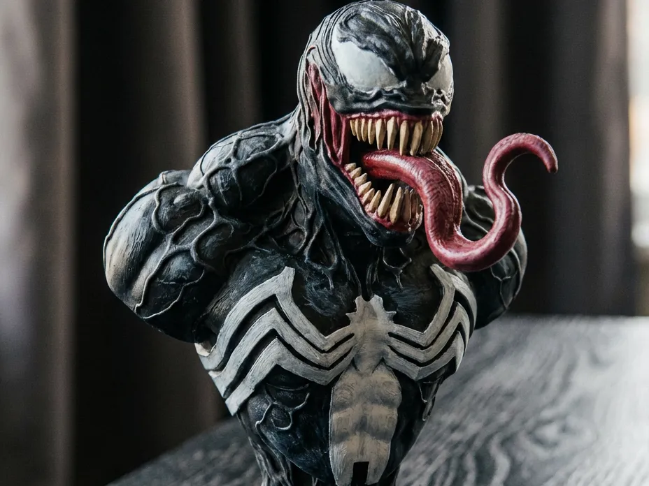 Venom Symbiote Bust | High-Detail Horror Sculpture