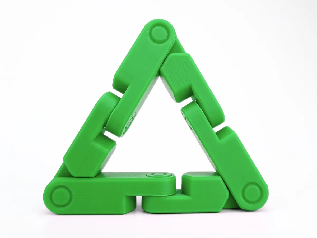 Infinity Triangle Flip Fidget Toy, photo 2 of 4 - Infinity Triangle Flip Fidget Toy Fidget & Sensory Toys