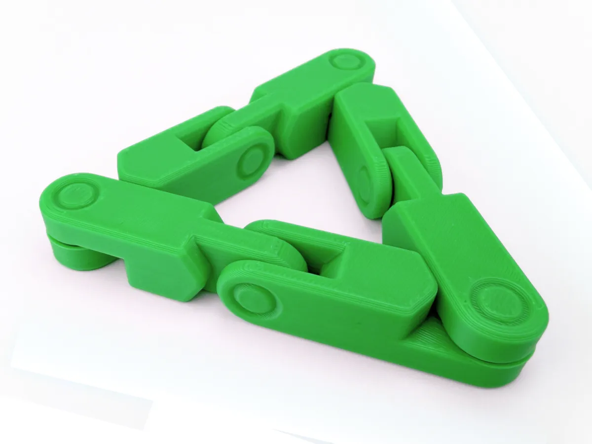 Infinity Triangle Flip Fidget Toy, photo 4 of 4 - Infinity Triangle Flip Fidget Toy Fidget & Sensory Toys