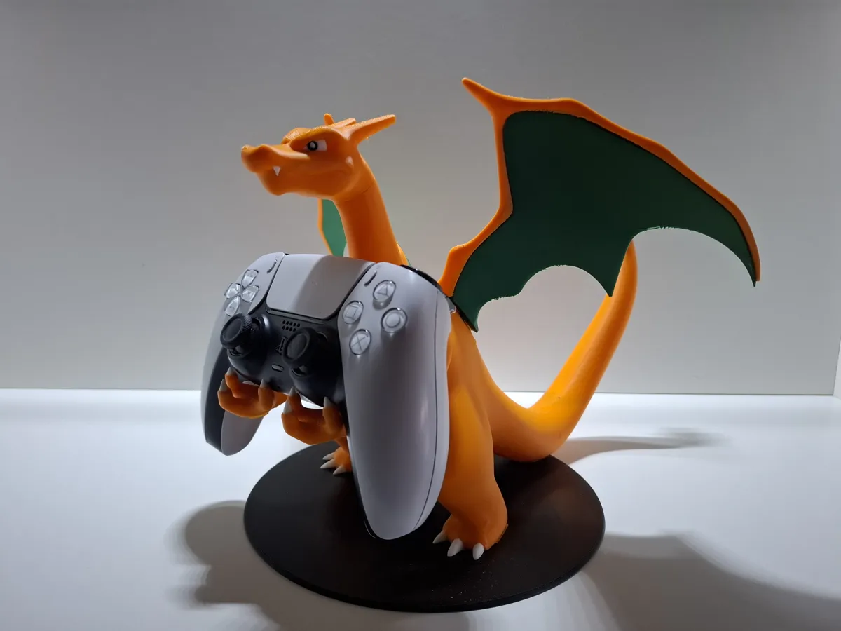 Charizard Controller-Halter, photo 2 of 4 - Charizard Controller-Halter Toys & Games