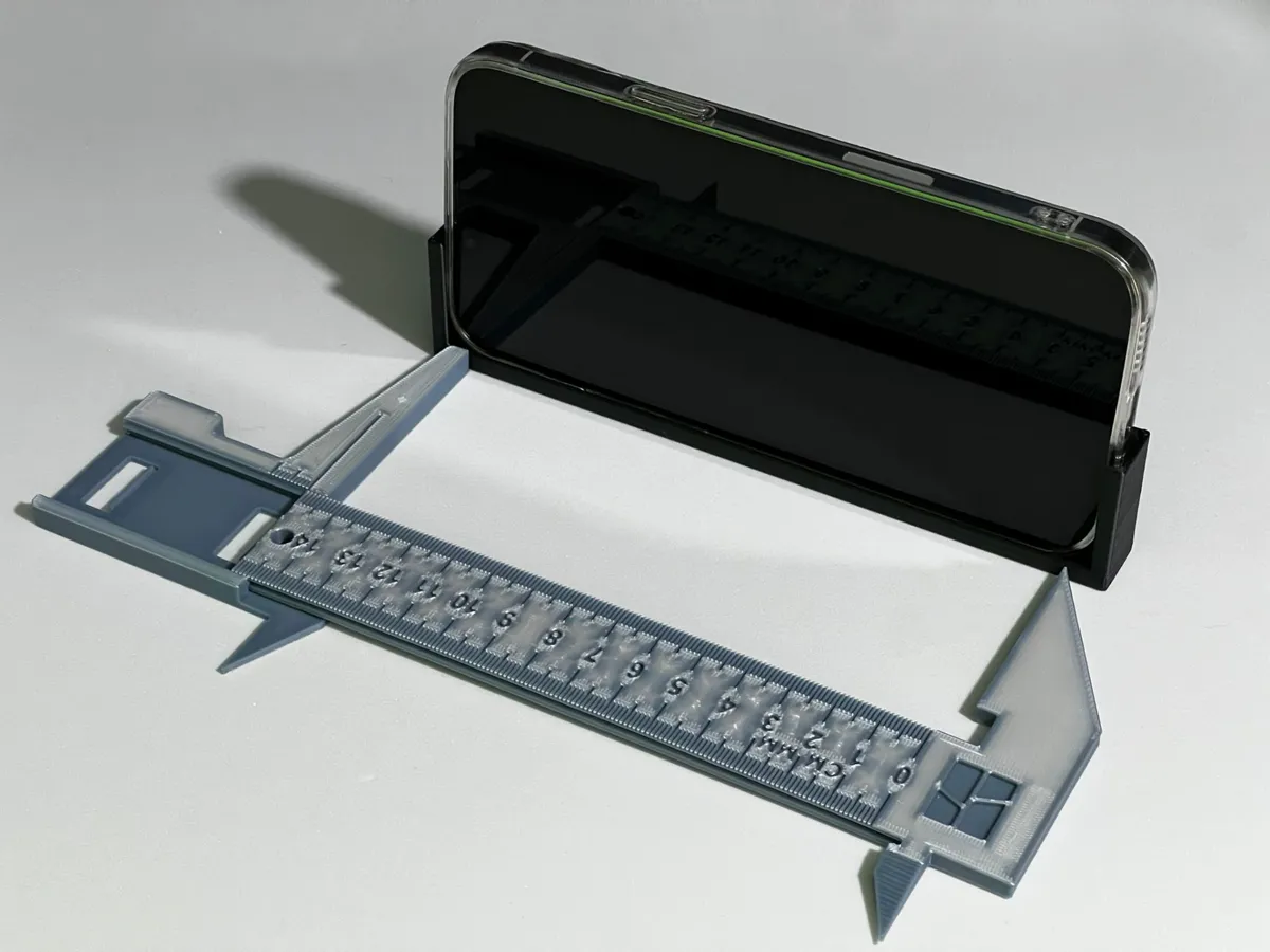 CD Slot Car Phone Holder, photo 2 of 4 - CD Slot Car Phone Holder Hobby & DIY